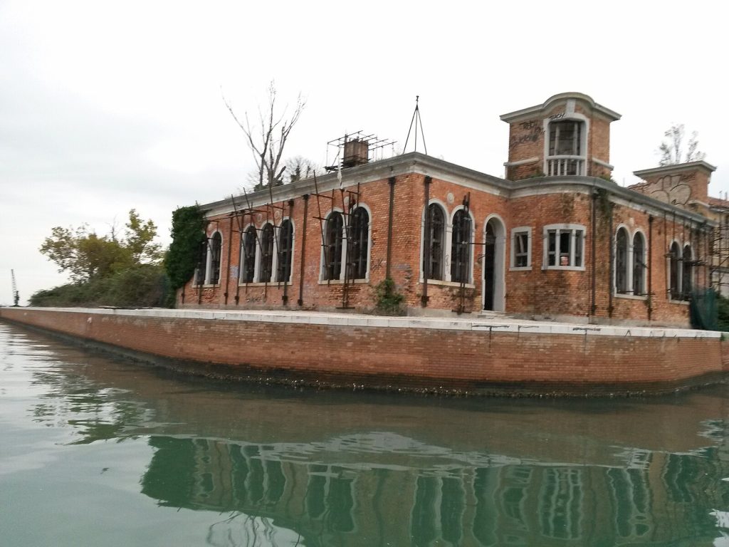 Hospital abandonado en Poveglia, 