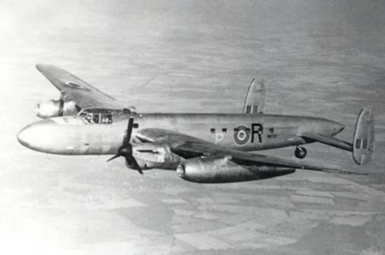 avión antiguo